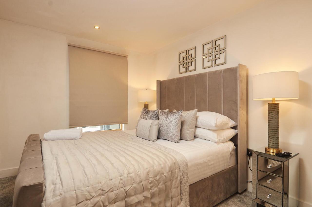 Apartment Deluxe Riverside Free Parking No Balcony Leeds (West Yorkshire)