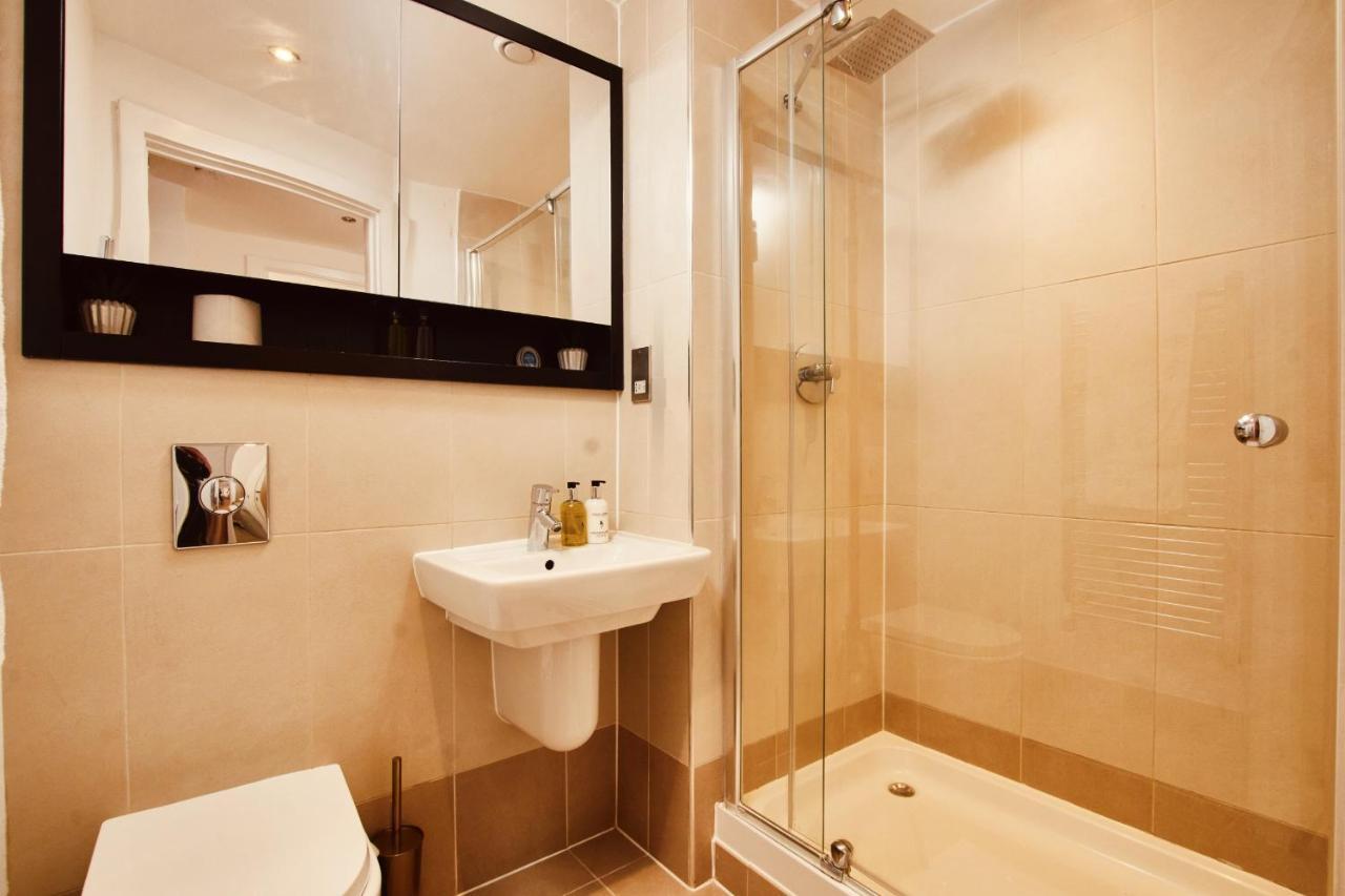 Apartment Deluxe Riverside Free Parking No Balcony *