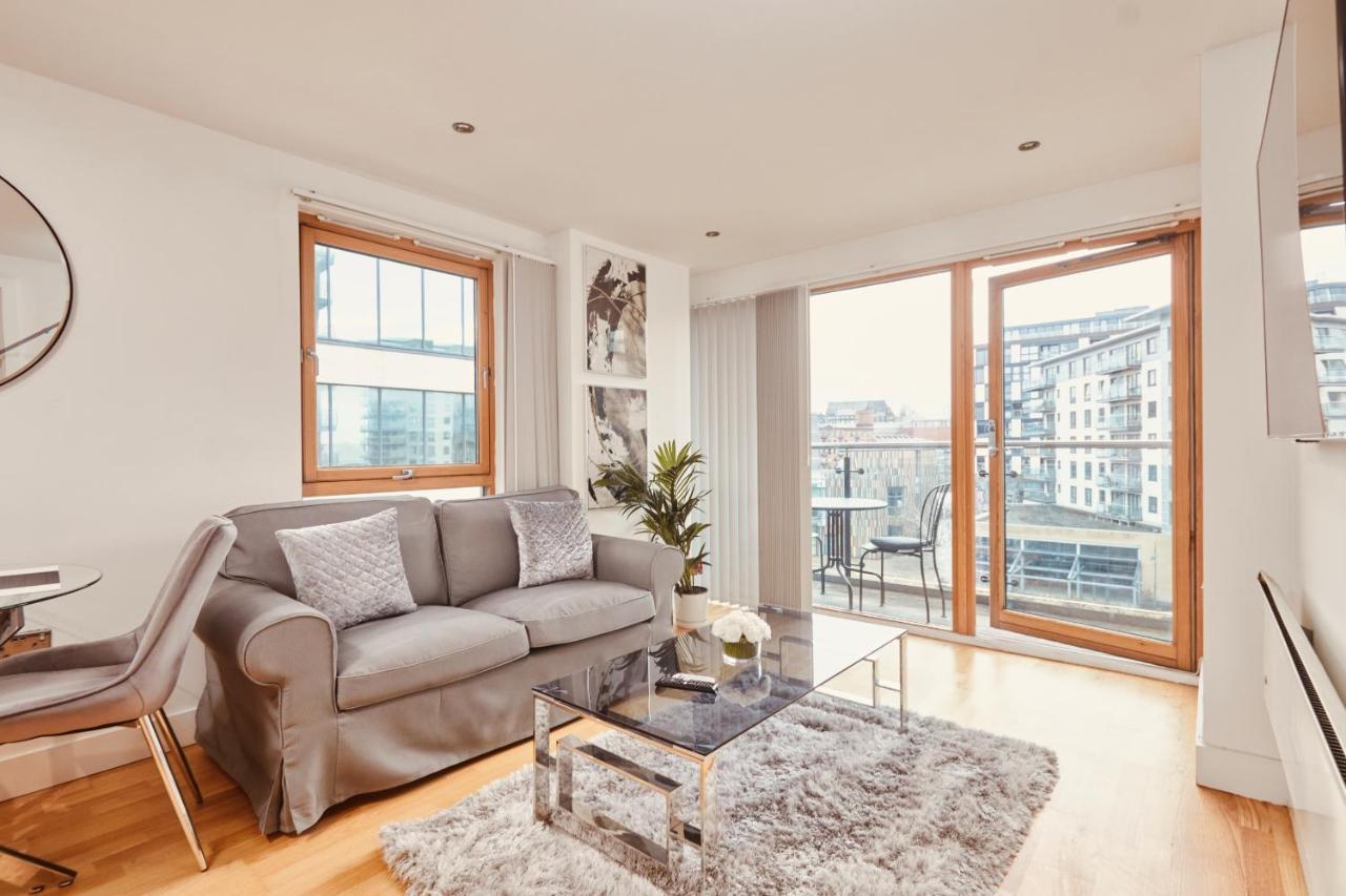 Apartment Deluxe Riverside Free Parking No Balcony